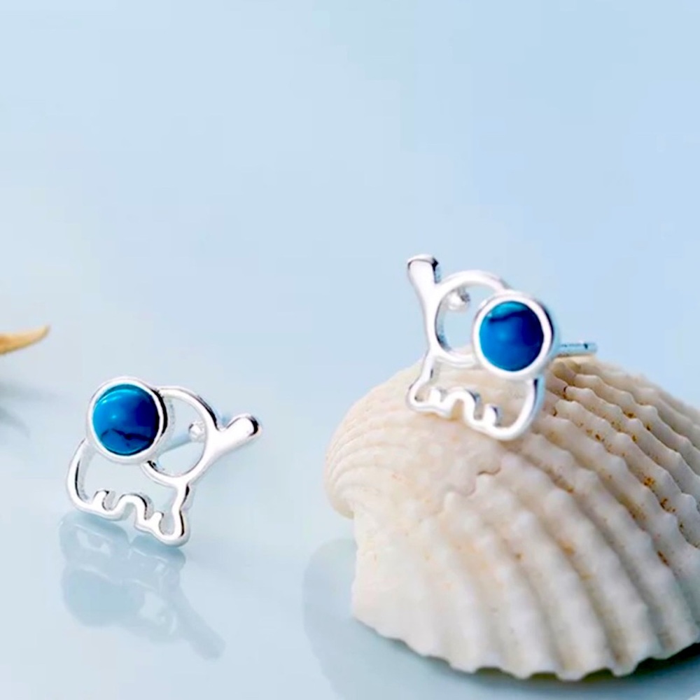 ♨️925 Sterling Silver Elephant Stud Earrings